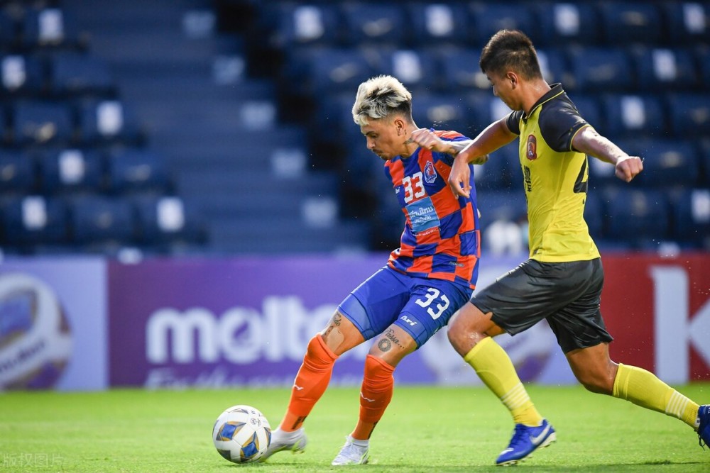 赛地聚焦——亚冠国际比赛日热度飙升，俄克拉荷马雷霆调整名单，底气十足，心理建设被强调(犹他爵士vs俄克拉荷马城雷霆)