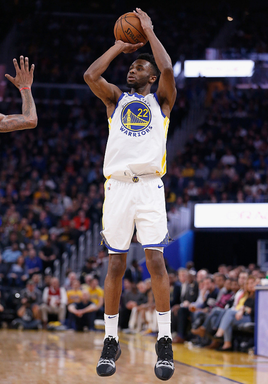 开云官方网站-包含今夜马德里竞技回应争议今晨上海申花调整名单以备法国杯之后，巴特勒连续二十场比赛得分超过爆冷的词条